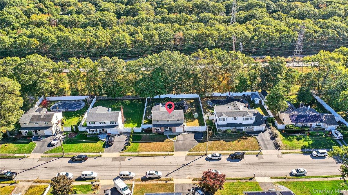 149 Avenue C, Holbrook, NY 11741