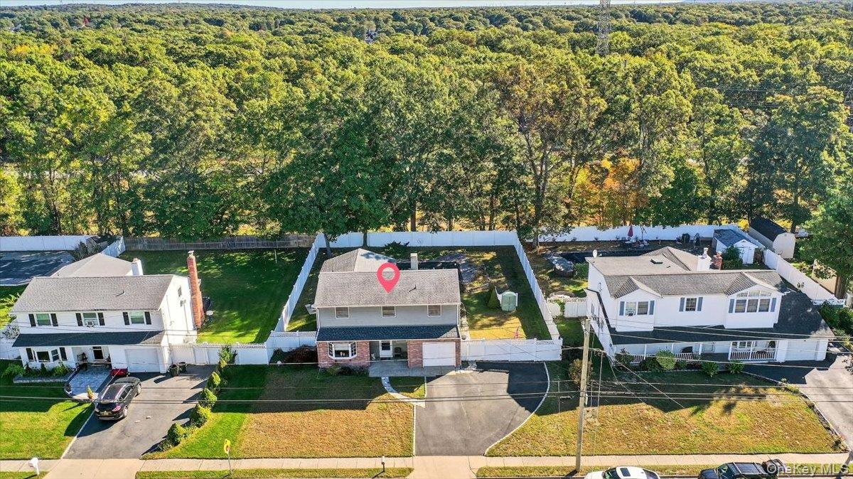 149 Avenue C, Holbrook, NY 11741