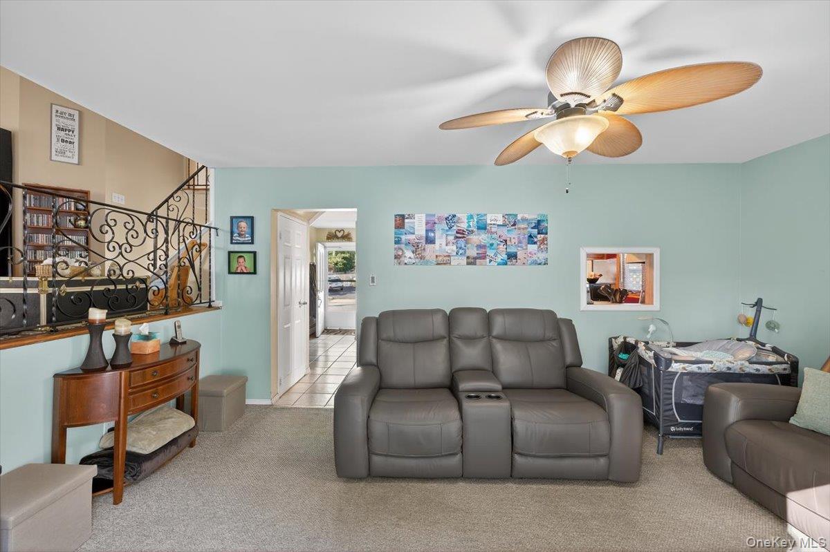 149 Avenue C, Holbrook, NY 11741