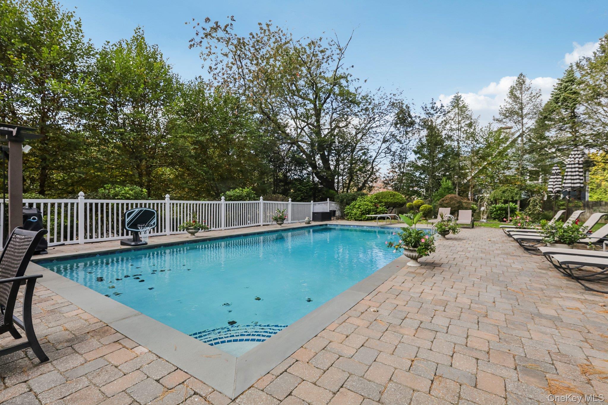 39 Virginia Lane, Thornwood, NY 10594