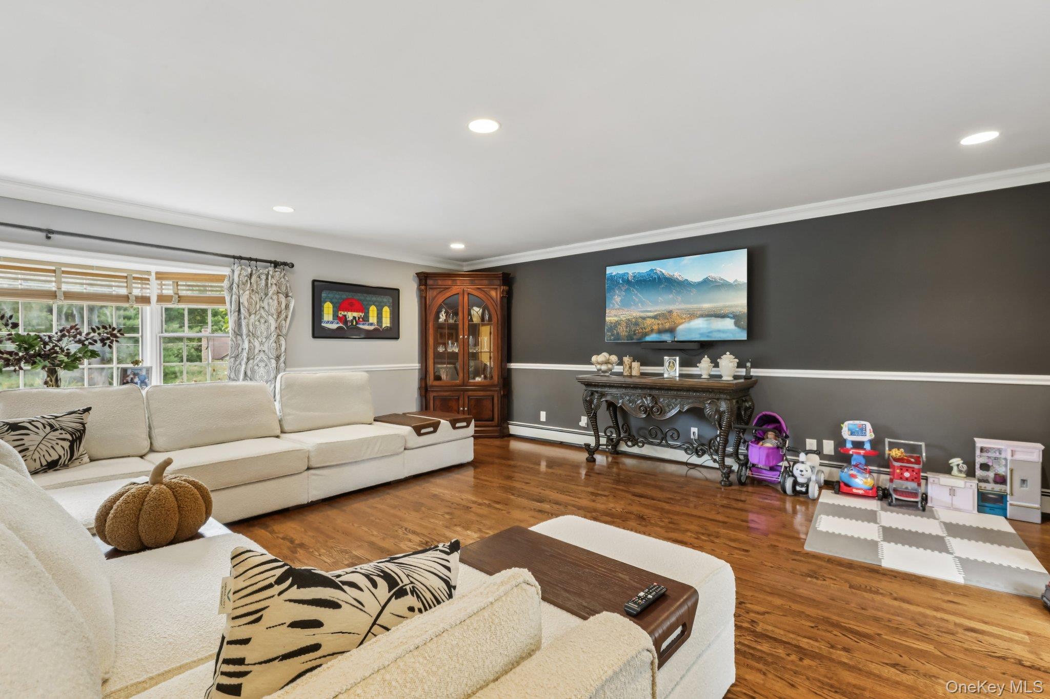 39 Virginia Lane, Thornwood, NY 10594