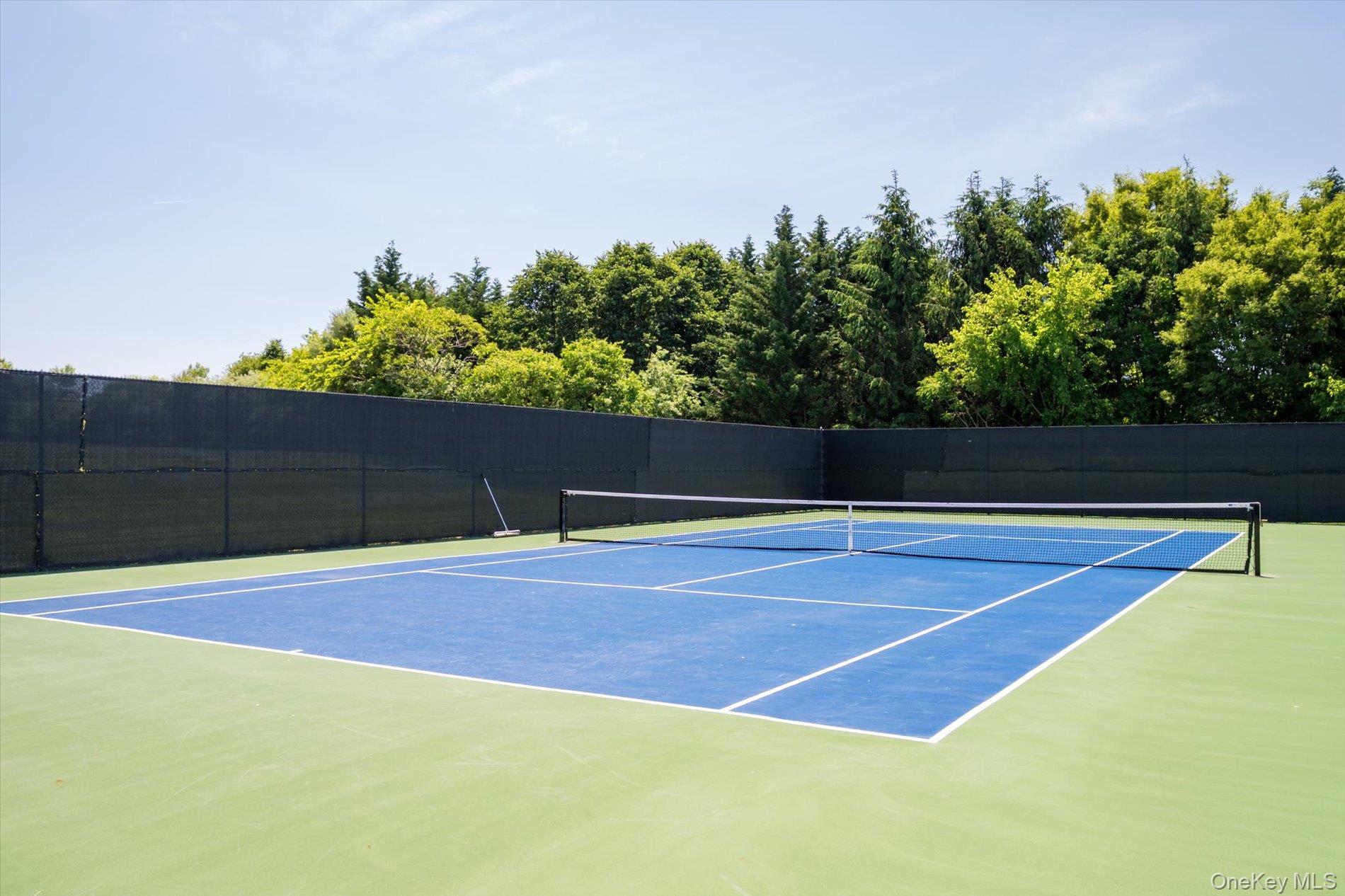 26 Lorien Place, Melville, NY 11747