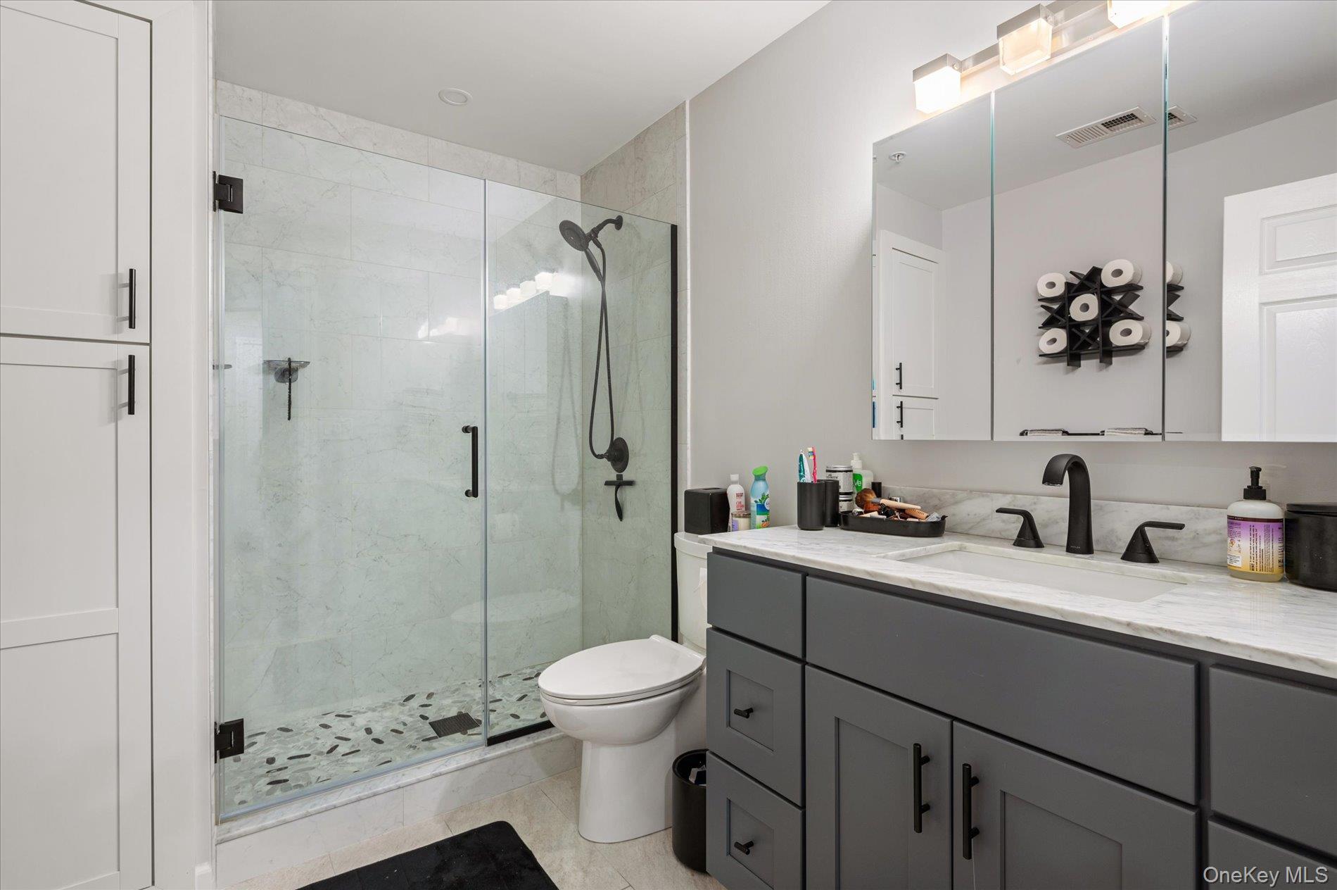 26 Lorien Place, Melville, NY 11747