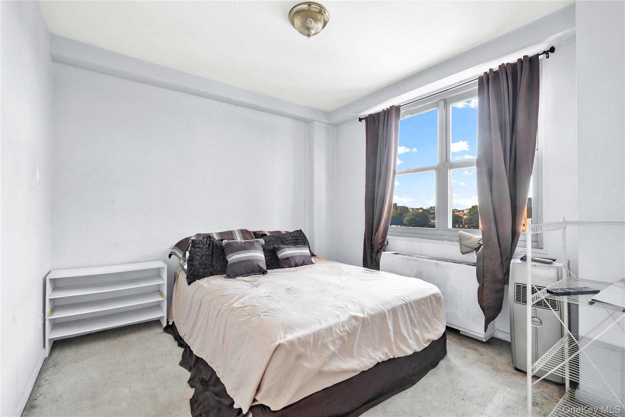 6120 Grand Central Parkway # B605, Forest Hills, NY 11375