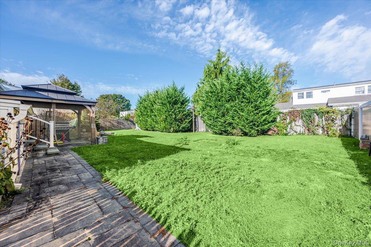 165 Tremont Road, Lindenhurst, NY 11757