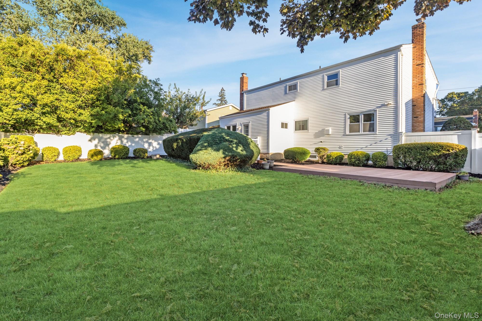 123 Erlanger Boulevard, North Babylon, NY 11703