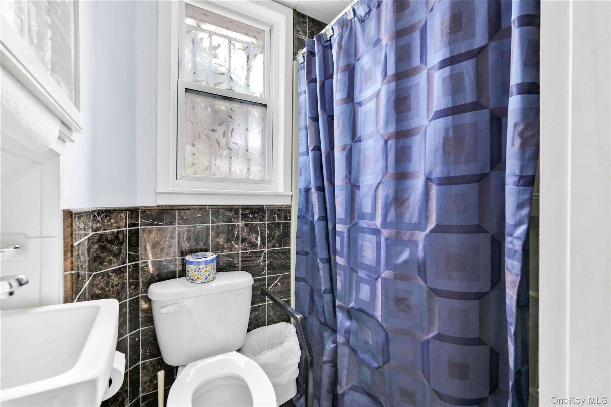 104-47 Ditmars Boulevard, East Elmhurst, NY 11369