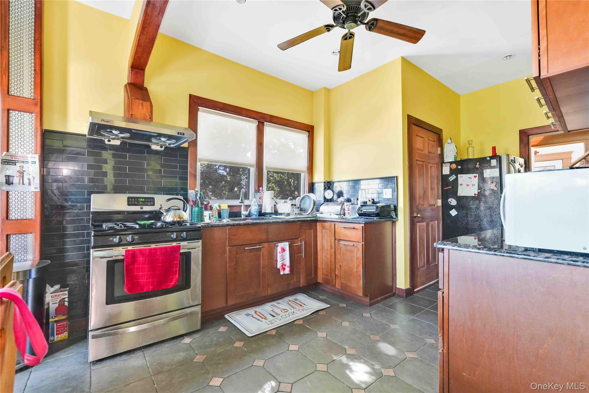 104-47 Ditmars Boulevard, East Elmhurst, NY 11369