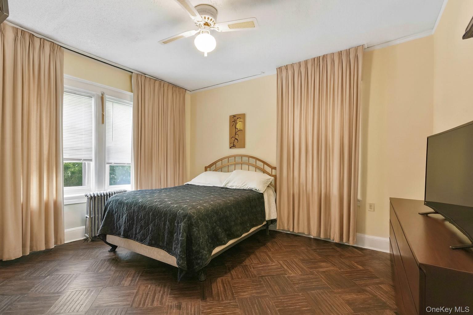 104-47 Ditmars Boulevard, East Elmhurst, NY 11369