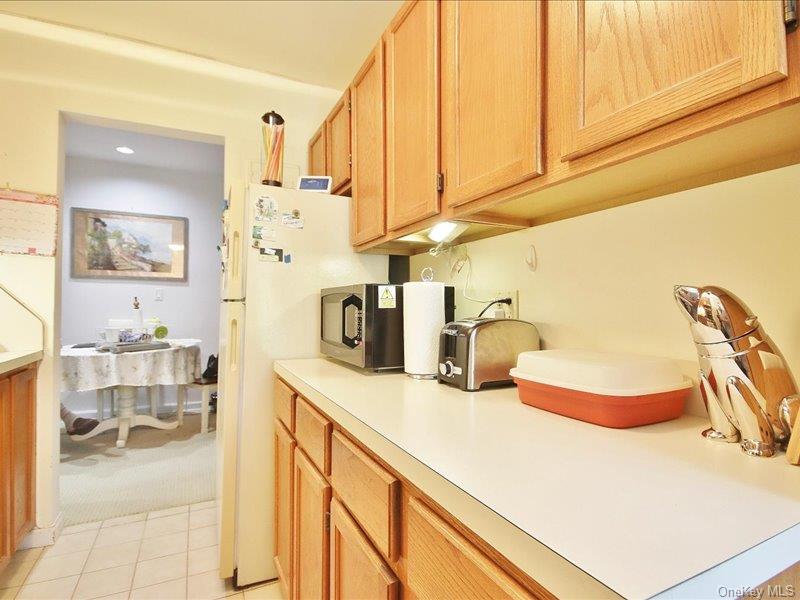 10 Bryant Gardens # 2L, White Plains, NY 10605