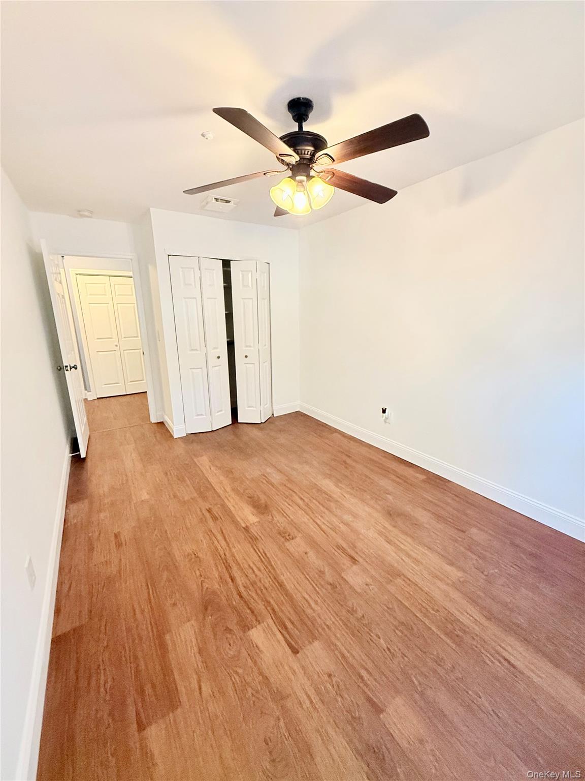 8 Potomac Court, Coram, NY 11727