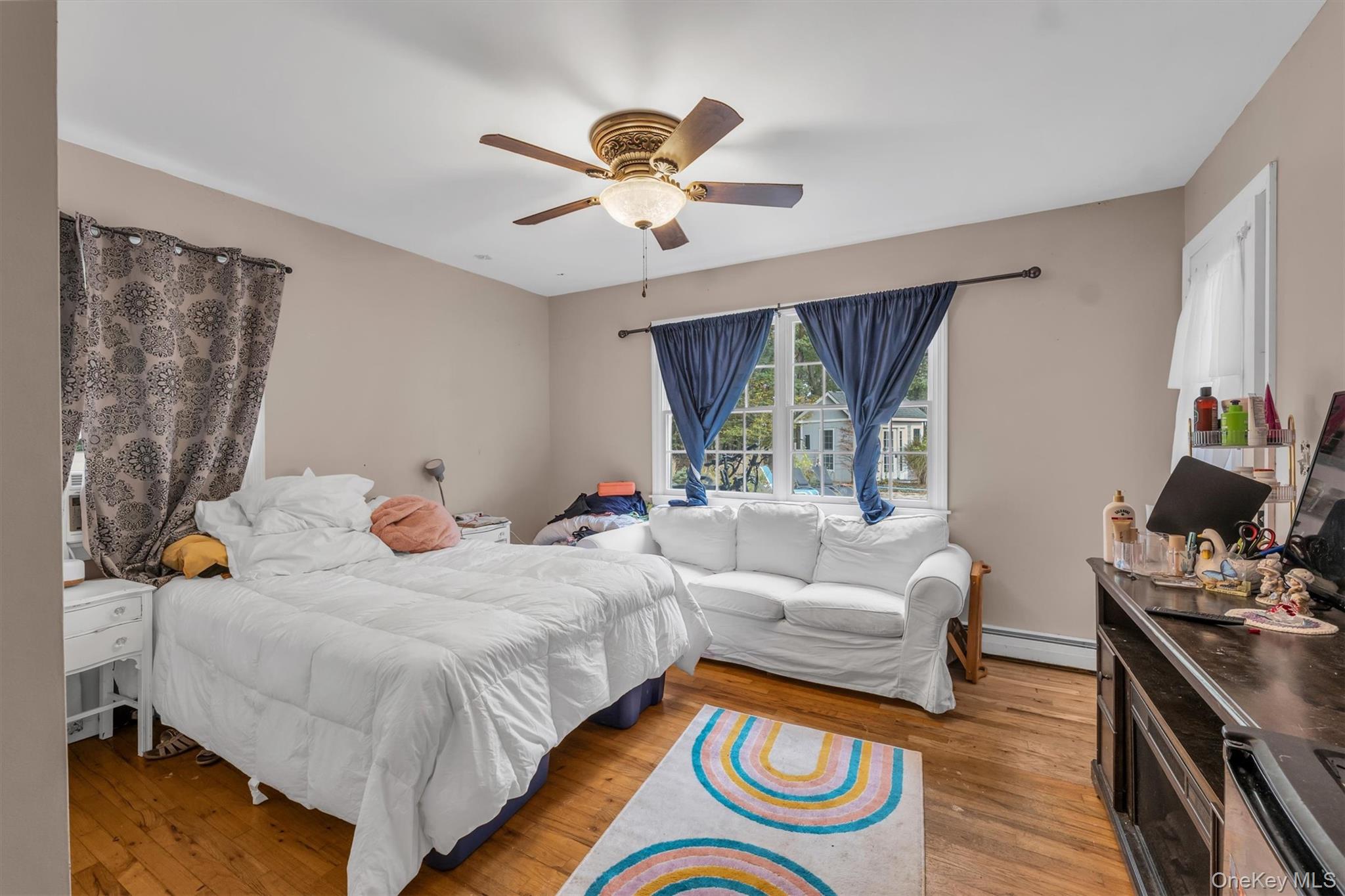 156 N Woods Road, Baiting Hollow, NY 11933