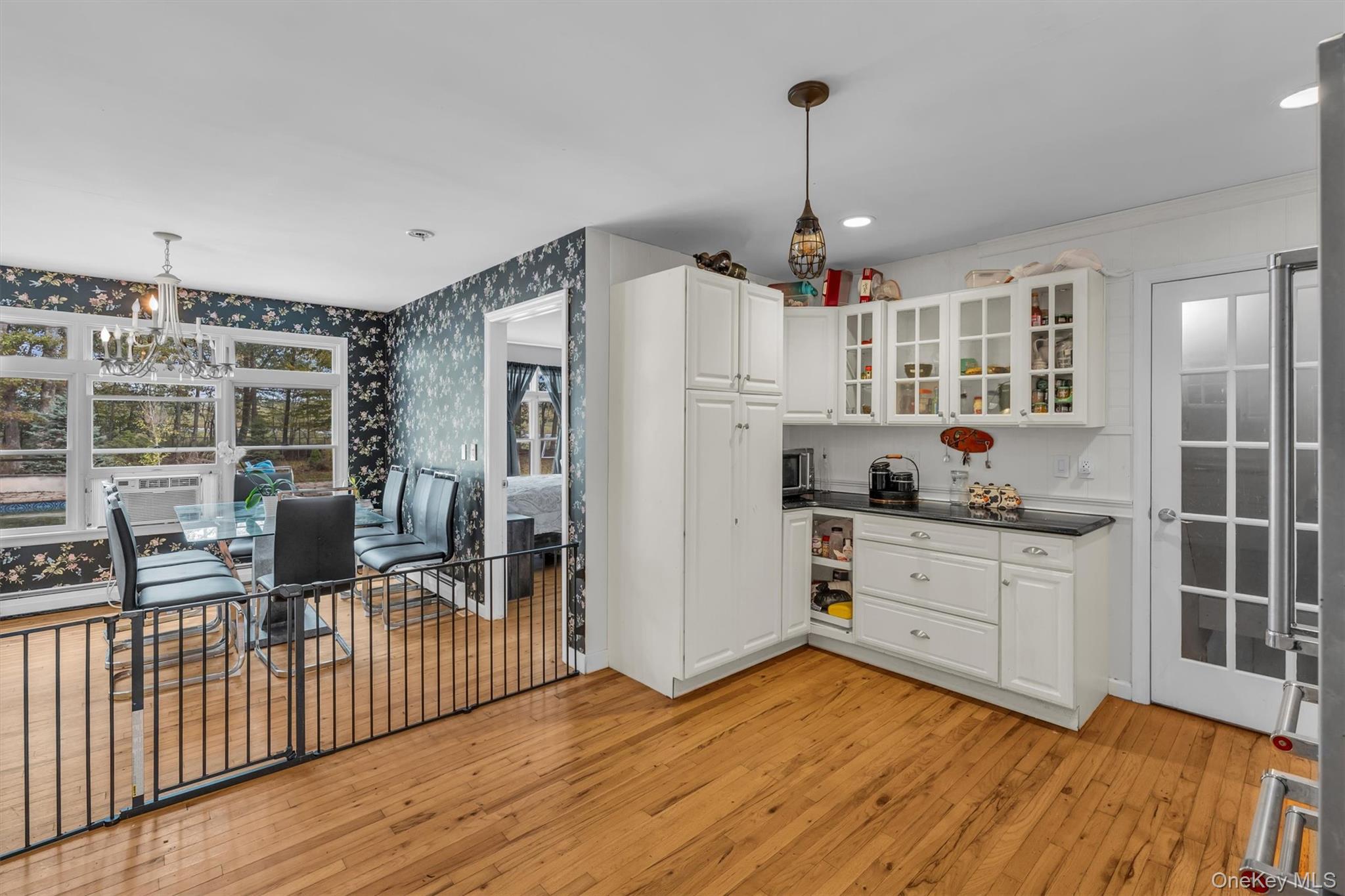 156 N Woods Road, Baiting Hollow, NY 11933