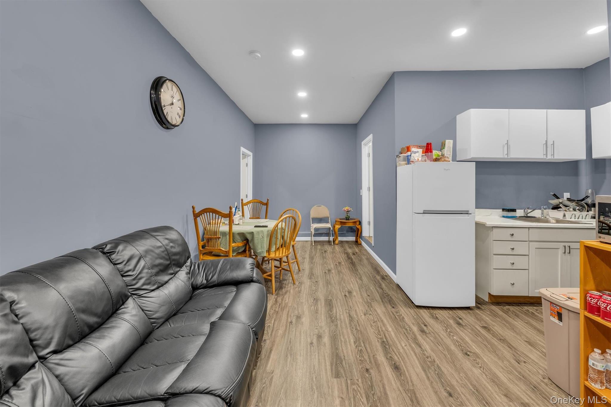 156 N Woods Road, Baiting Hollow, NY 11933