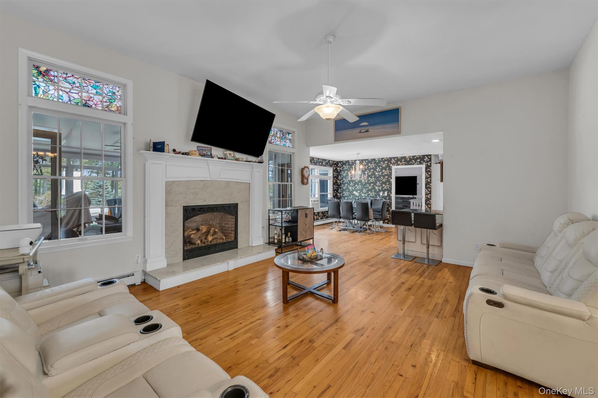 156 N Woods Road, Baiting Hollow, NY 11933