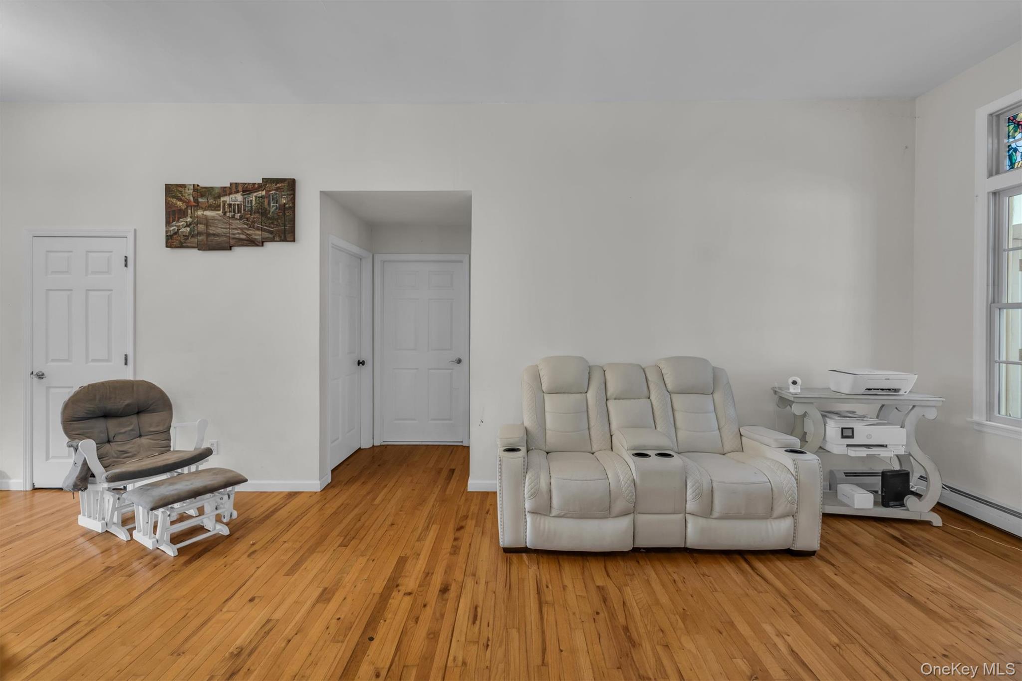 156 N Woods Road, Baiting Hollow, NY 11933