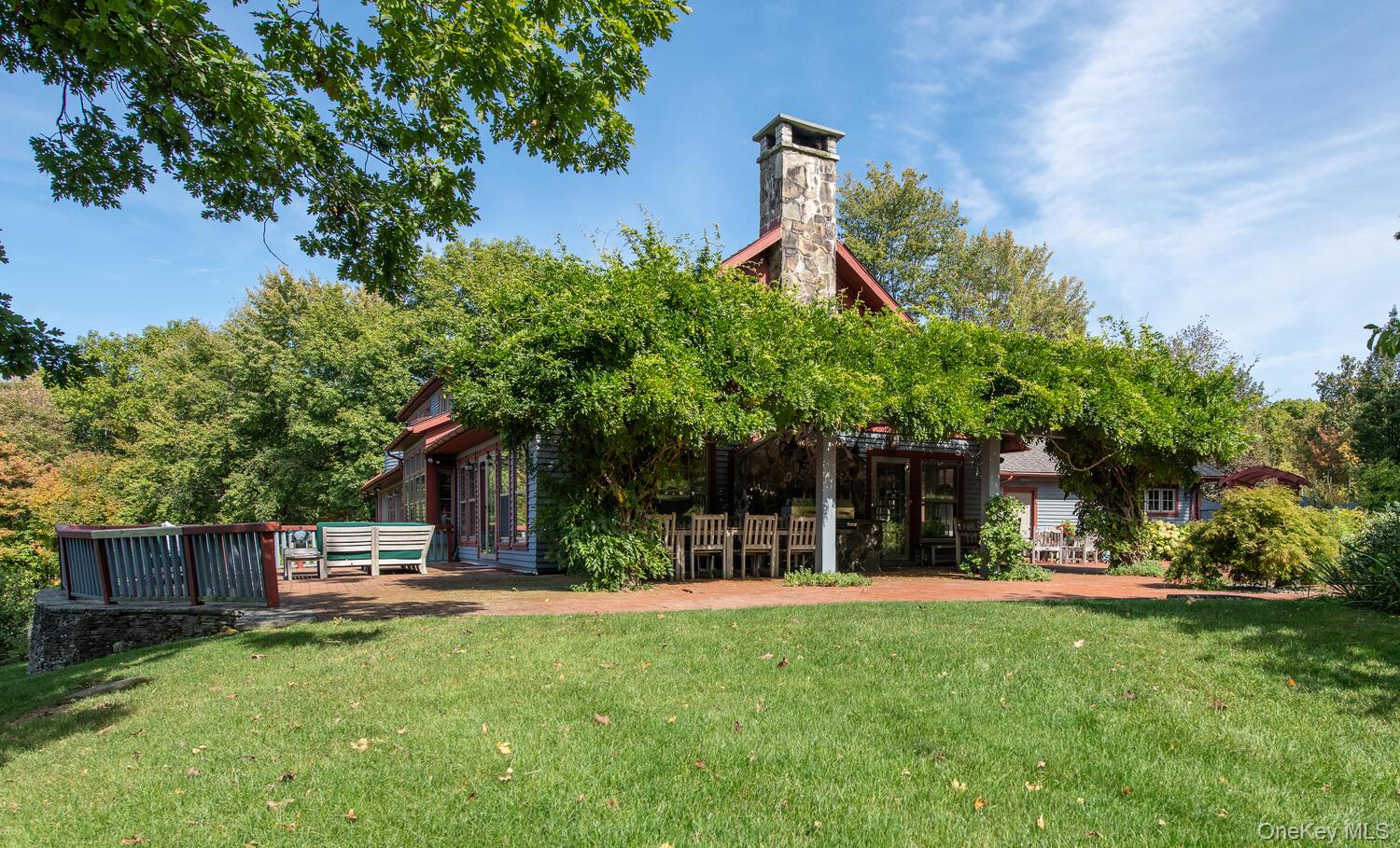 926 Turkey Hill Road, Red Hook, NY 12571