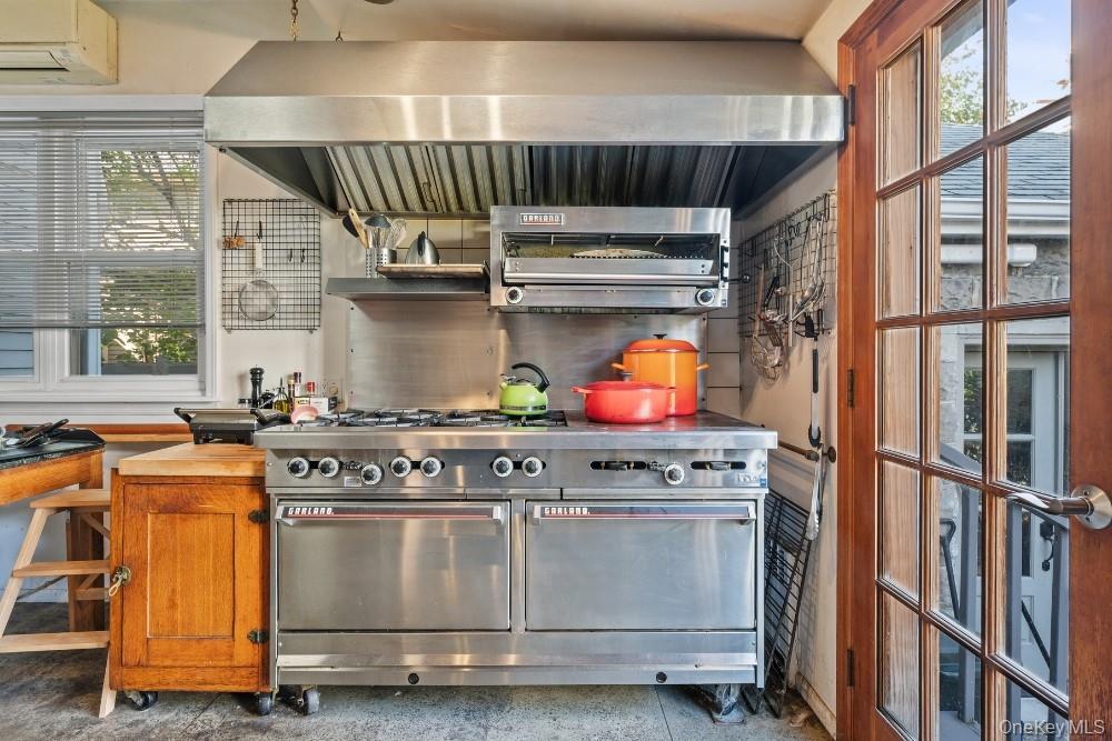 51 De Koven Court, Brooklyn, NY 11230