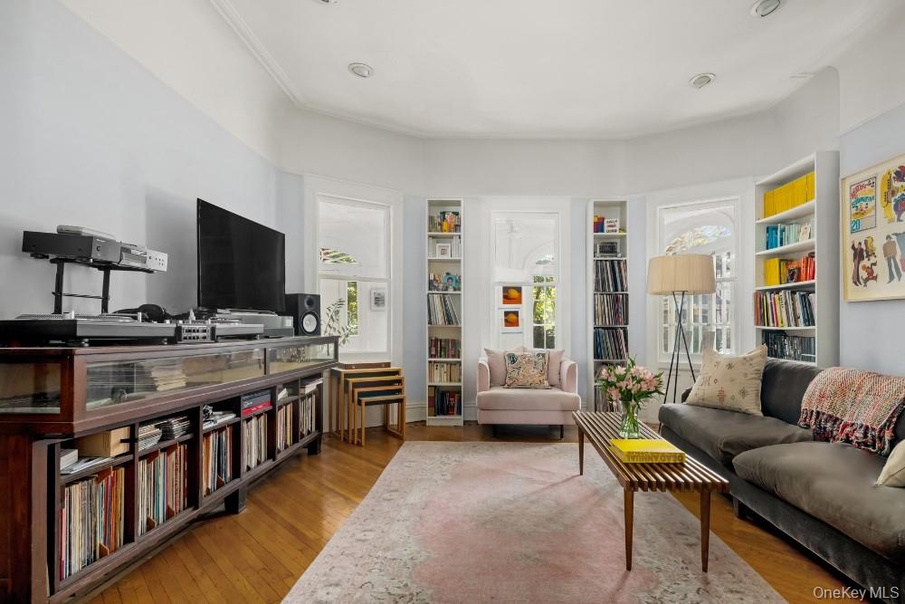 51 De Koven Court, Brooklyn, NY 11230