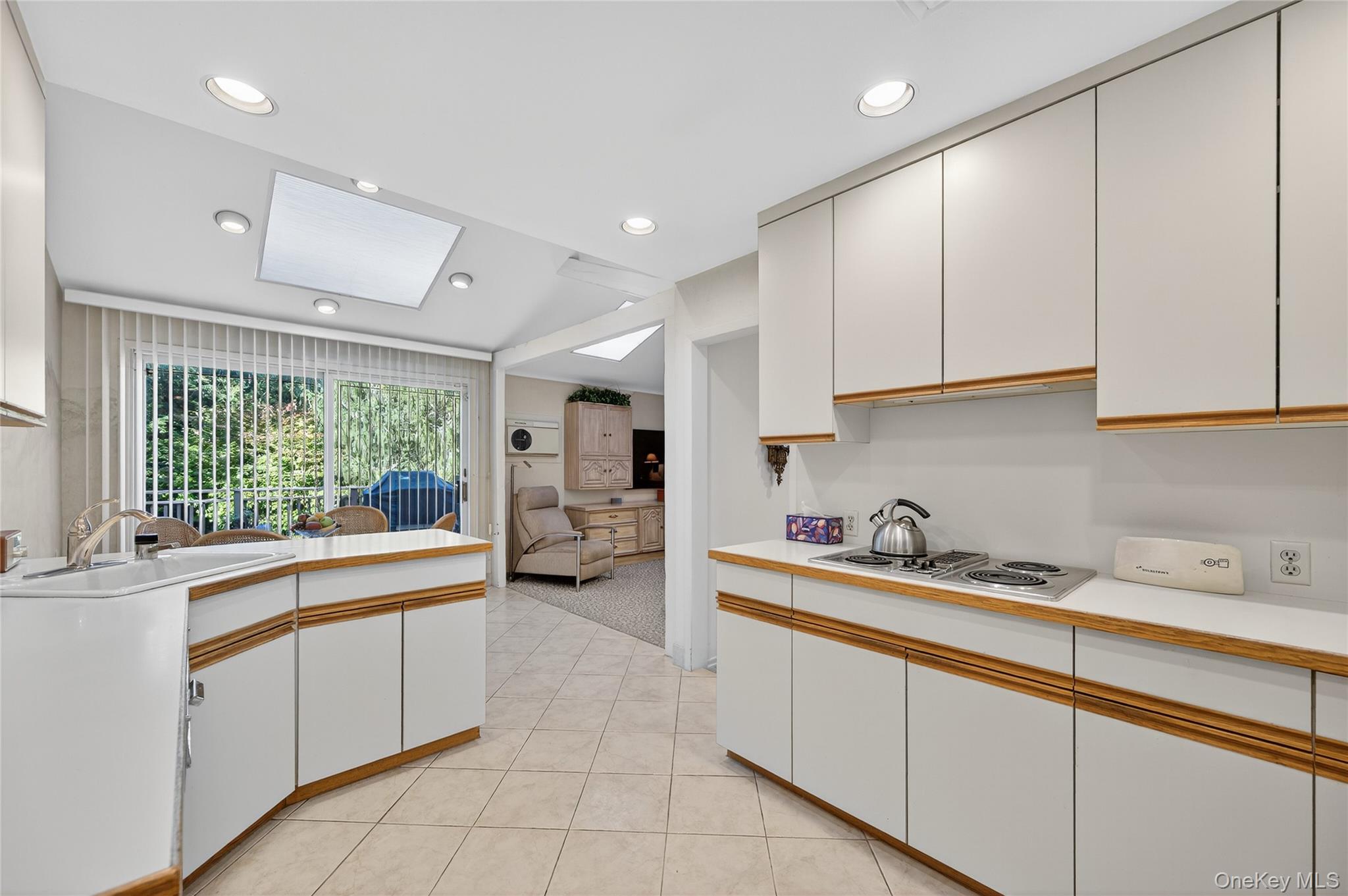 80 Walnut Drive, East Hills, NY 11576