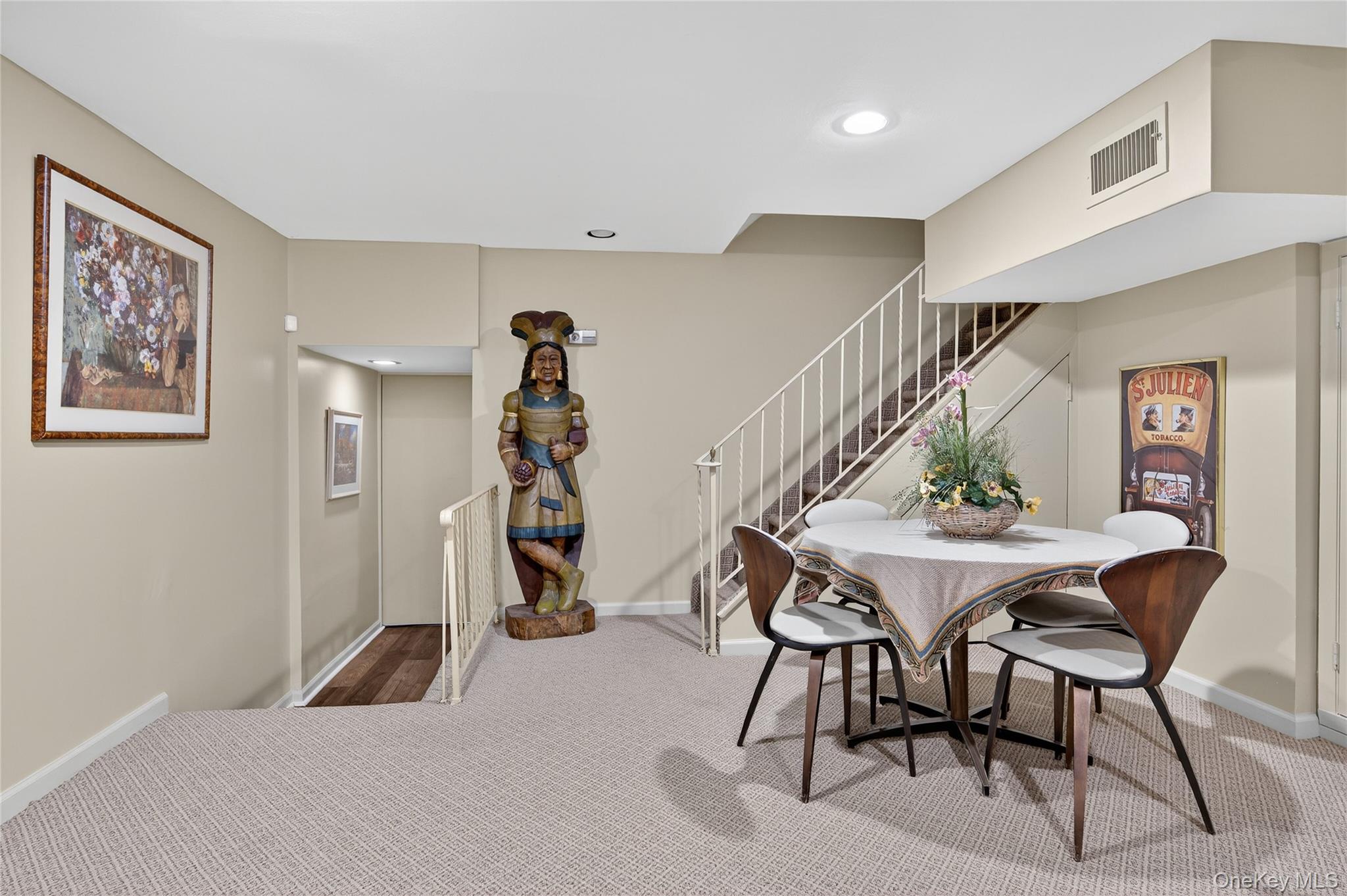 80 Walnut Drive, East Hills, NY 11576