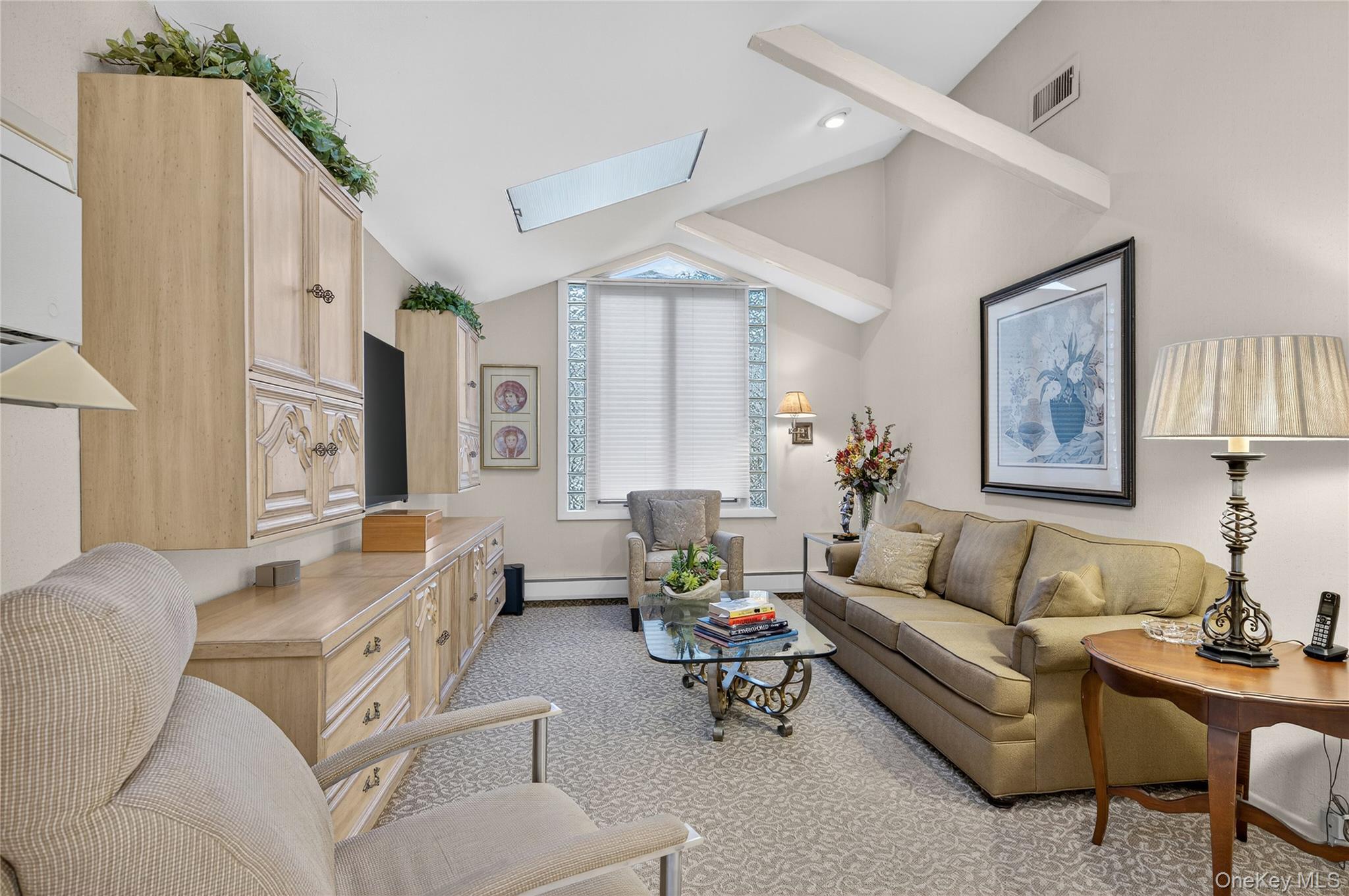 80 Walnut Drive, East Hills, NY 11576