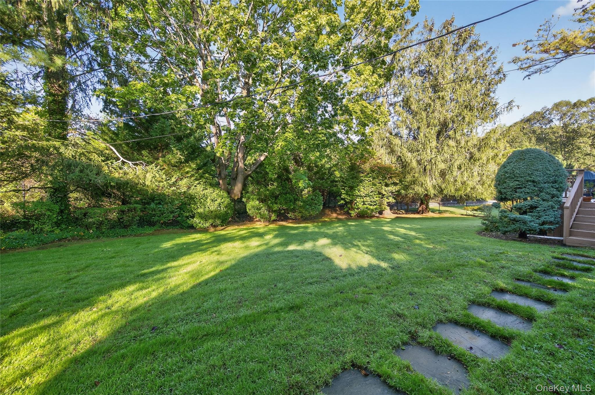 80 Walnut Drive, East Hills, NY 11576