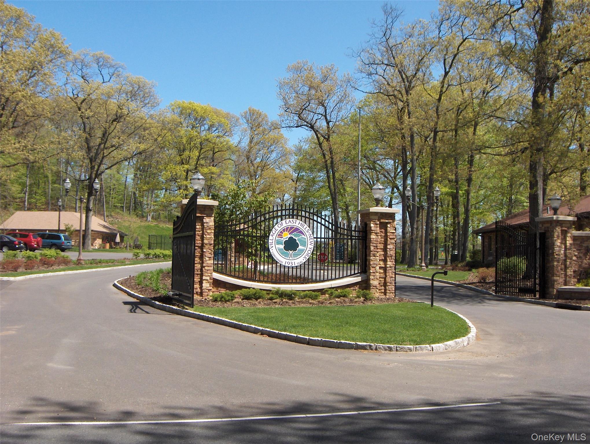 80 Walnut Drive, East Hills, NY 11576