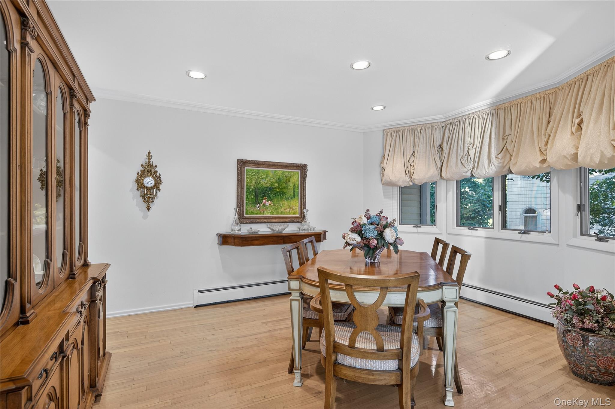 80 Walnut Drive, East Hills, NY 11576