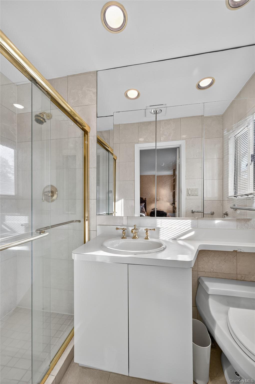 80 Walnut Drive, East Hills, NY 11576