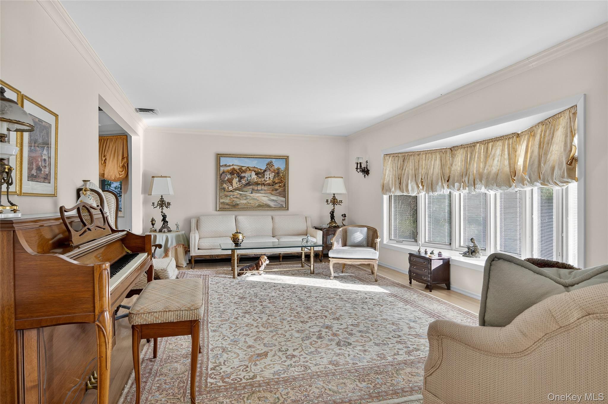 80 Walnut Drive, East Hills, NY 11576