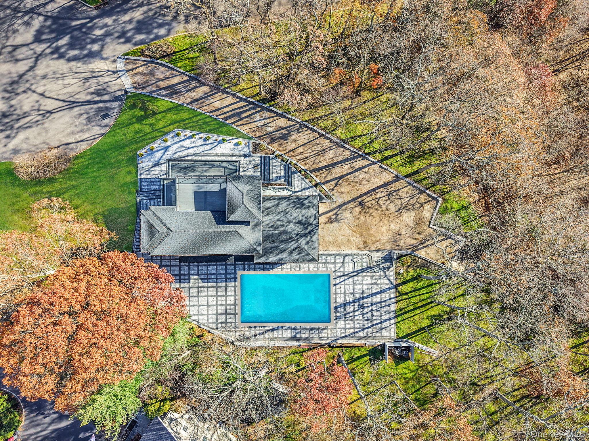 7 Riverview Terrace, Smithtown, NY 11787