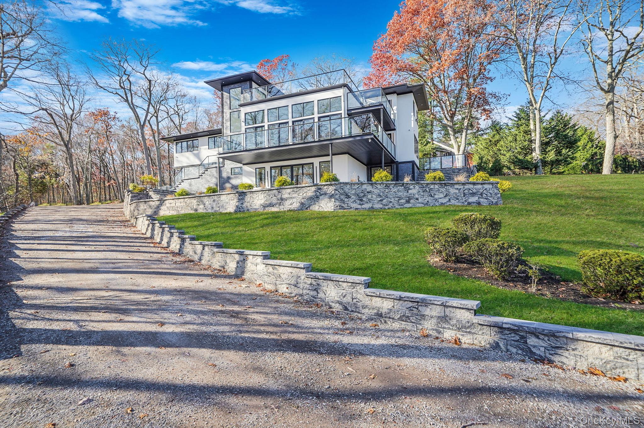 7 Riverview Terrace, Smithtown, NY 11787