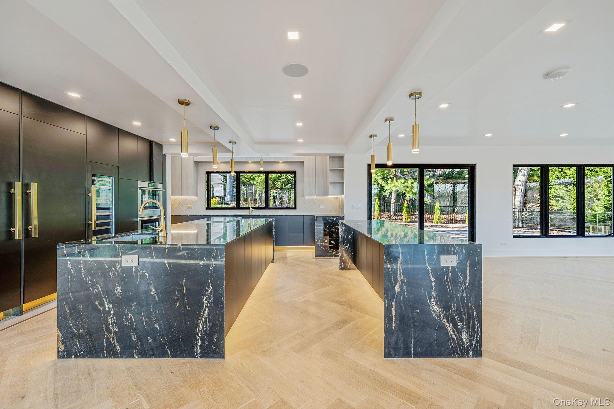 7 Riverview Terrace, Smithtown, NY 11787