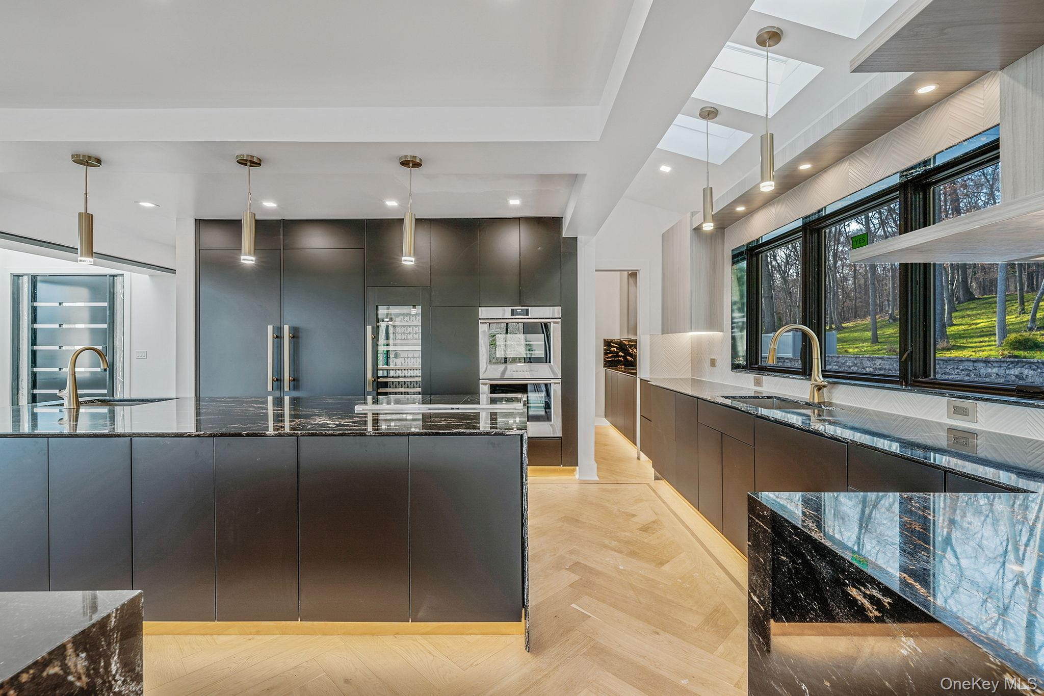 7 Riverview Terrace, Smithtown, NY 11787