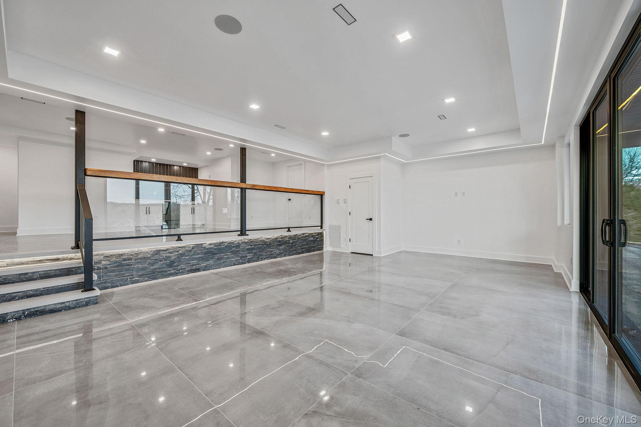 7 Riverview Terrace, Smithtown, NY 11787