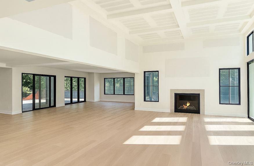 7 Riverview Terrace, Smithtown, NY 11787