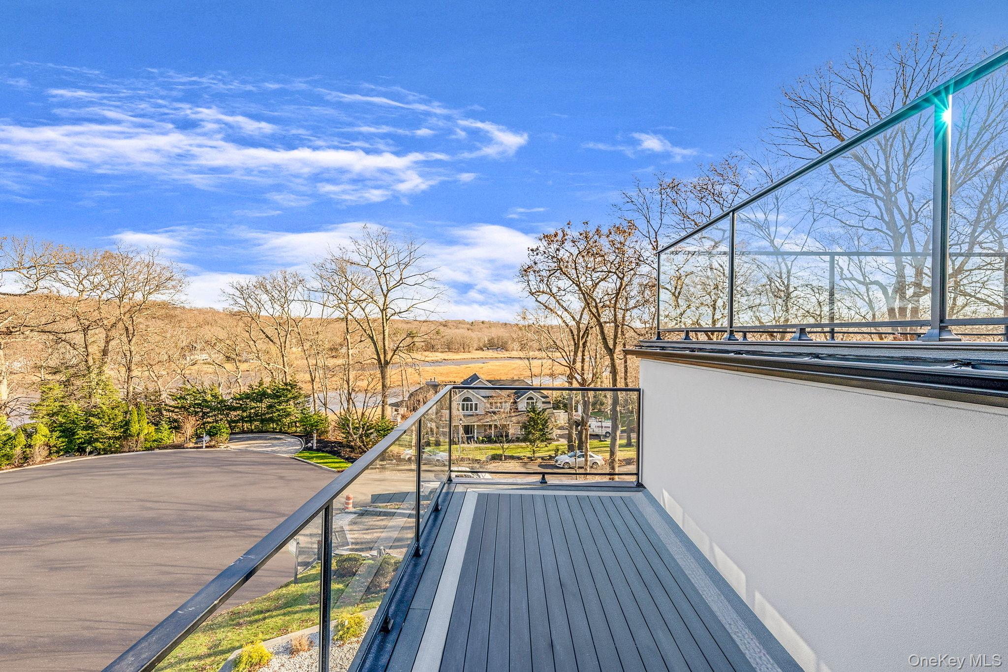 7 Riverview Terrace, Smithtown, NY 11787