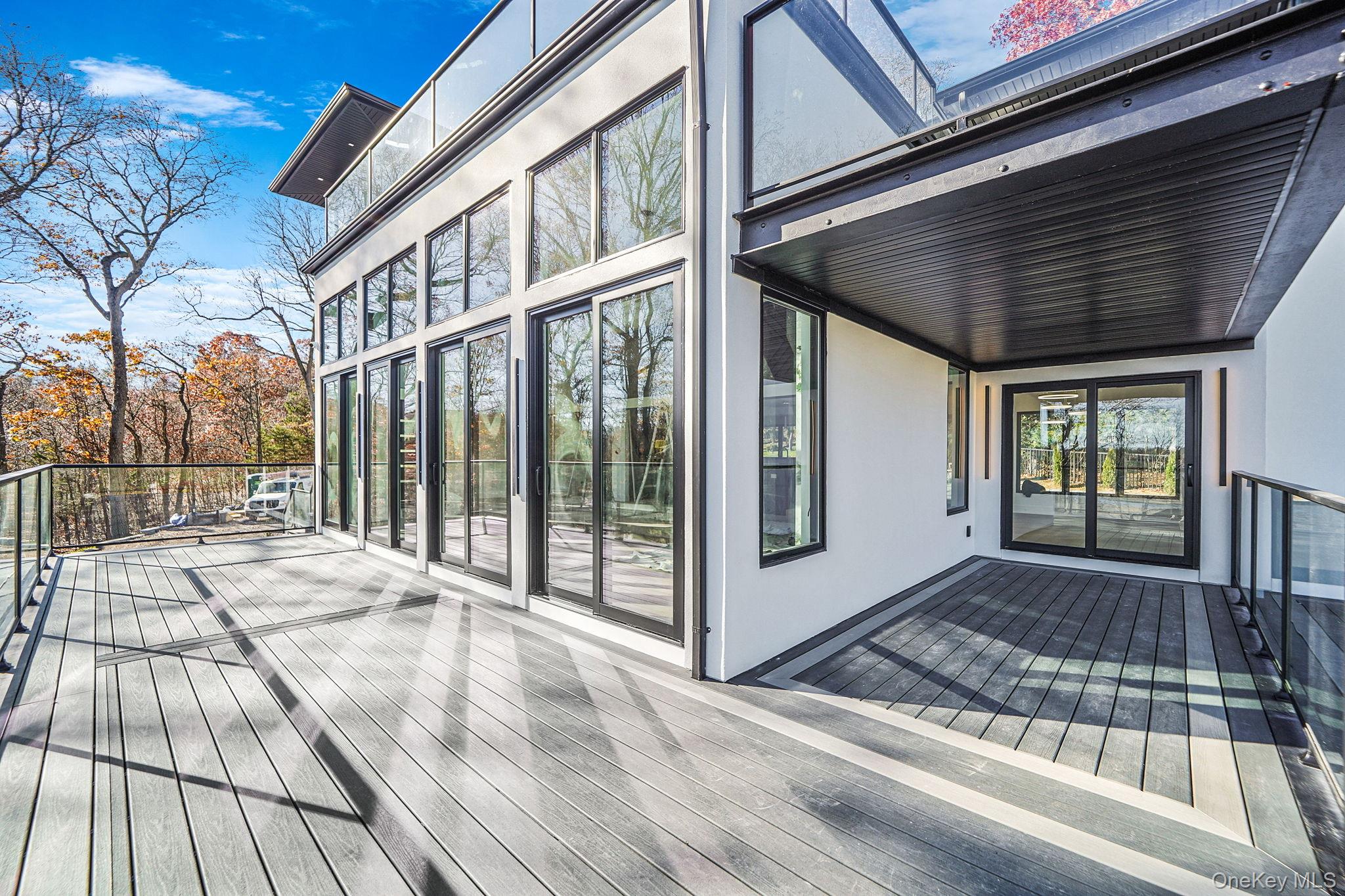 7 Riverview Terrace, Smithtown, NY 11787