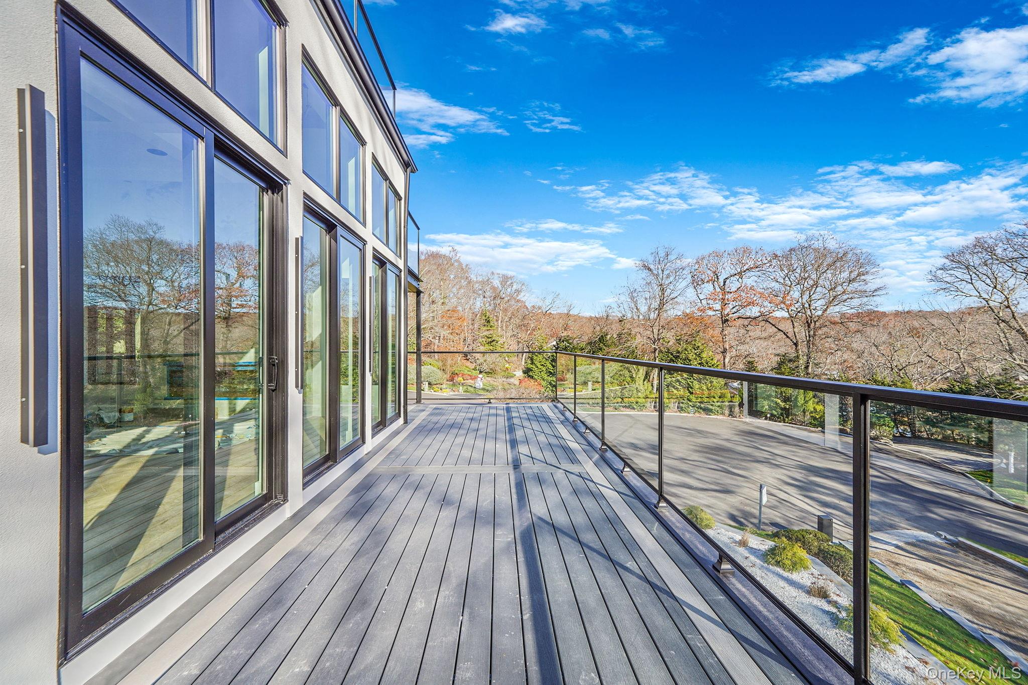 7 Riverview Terrace, Smithtown, NY 11787