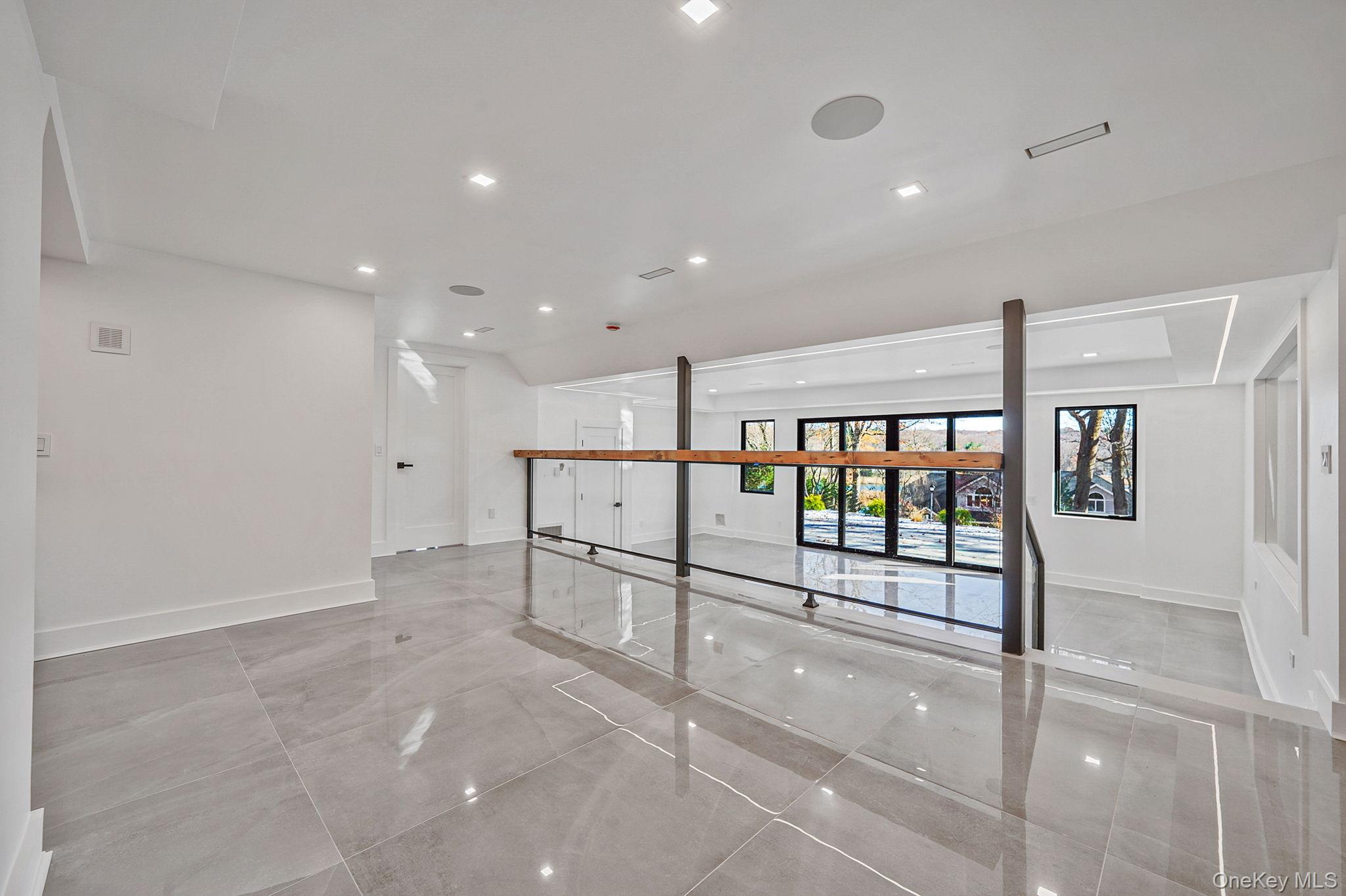 7 Riverview Terrace, Smithtown, NY 11787