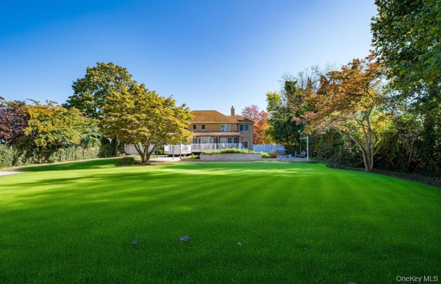 81 Kenwood Drive, Bohemia, NY 11716