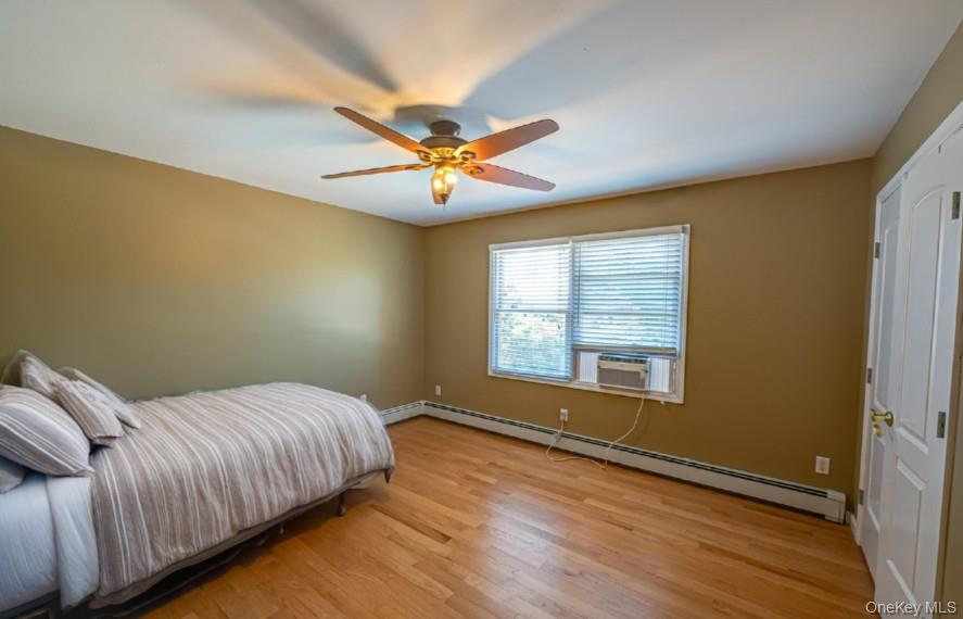 81 Kenwood Drive, Bohemia, NY 11716