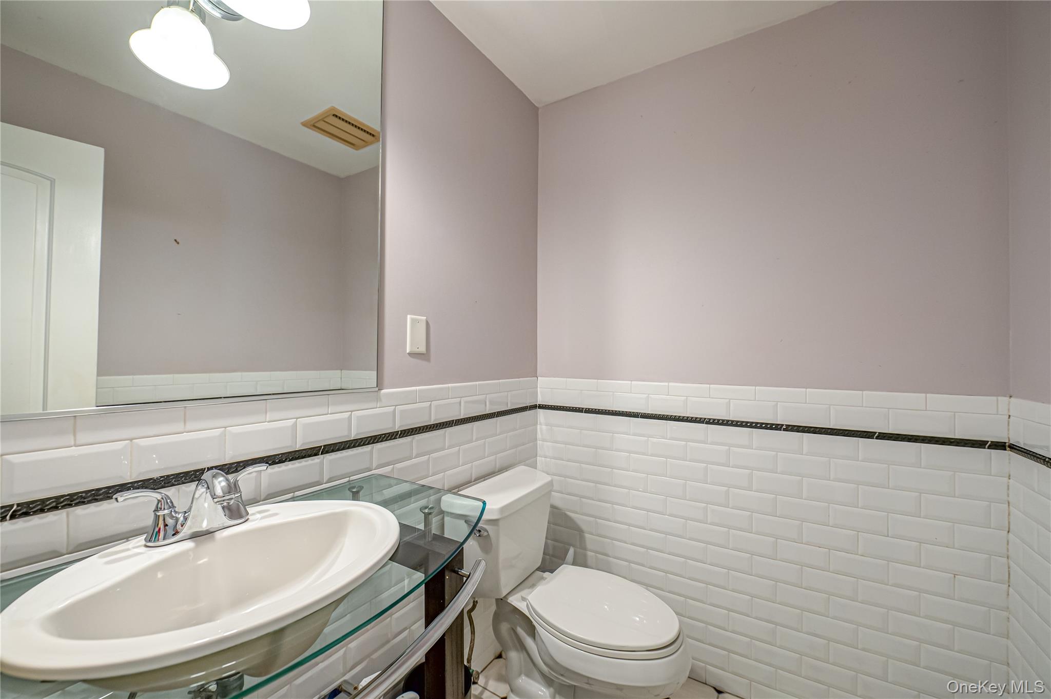 81 Kenwood Drive, Bohemia, NY 11716