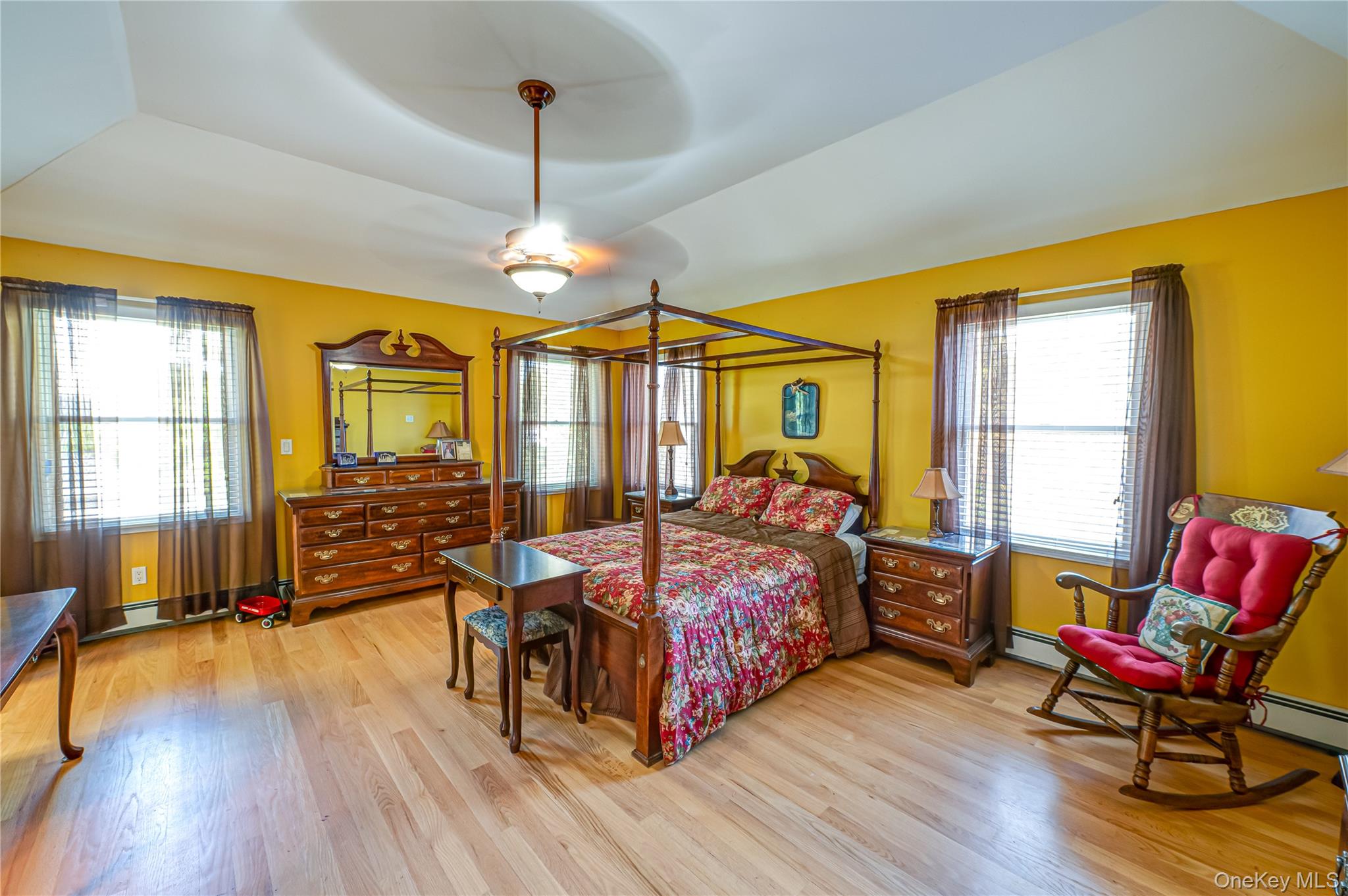 81 Kenwood Drive, Bohemia, NY 11716