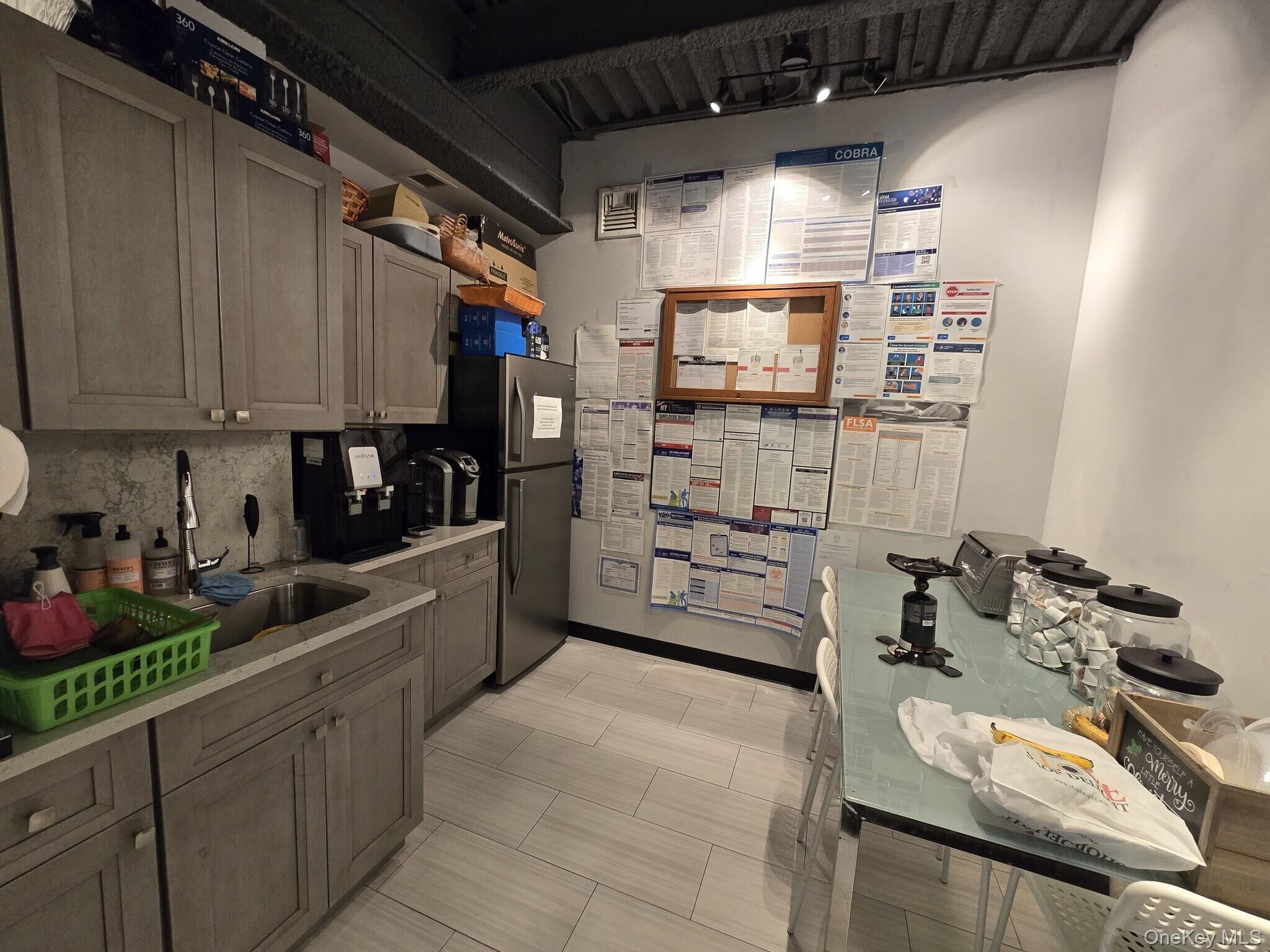 2409 41st Avenue, Astoria, NY 11101