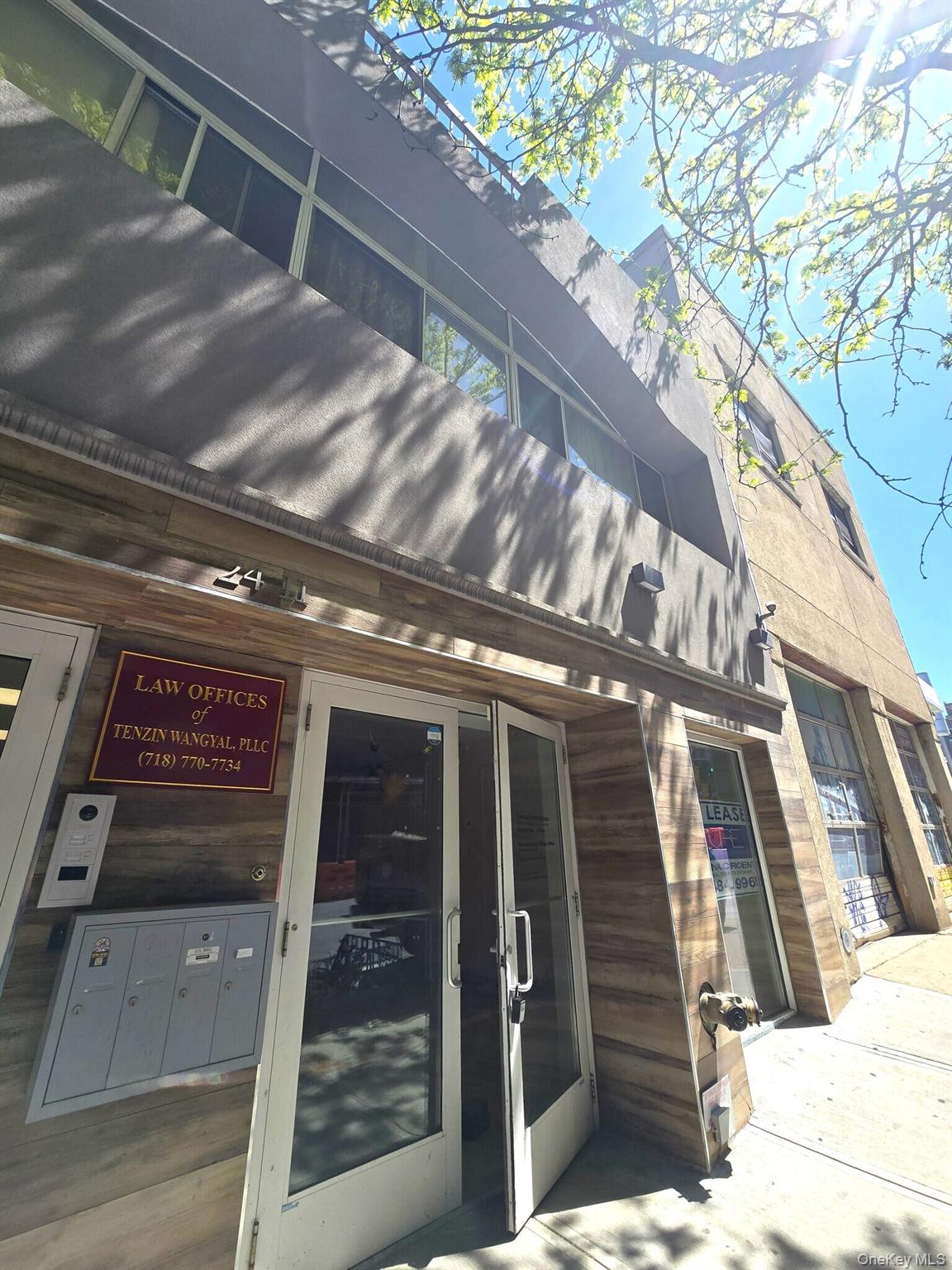 2409 41st Avenue, Astoria, NY 11101