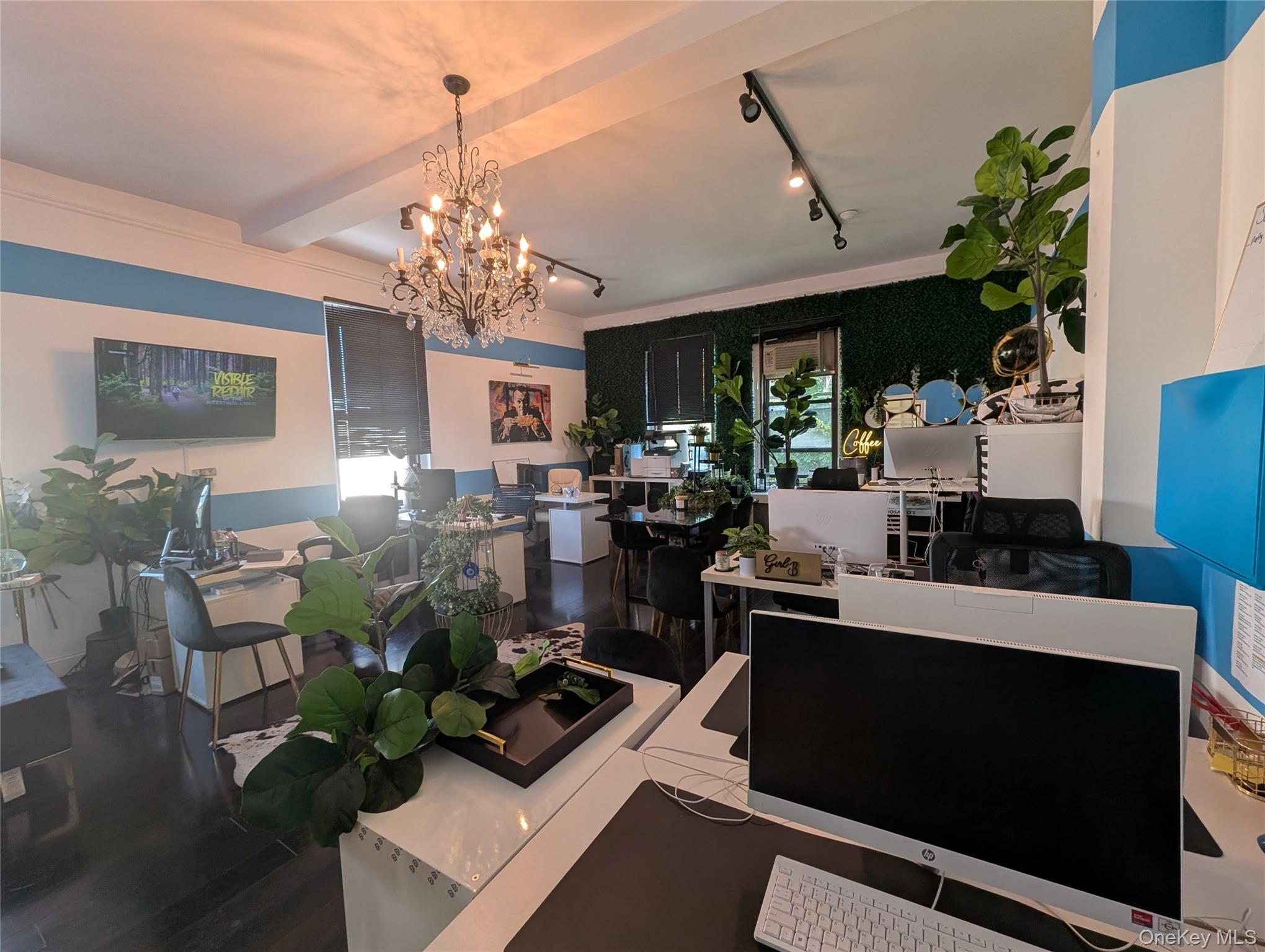 22-45 31st St 31 Street, Astoria, NY 11105