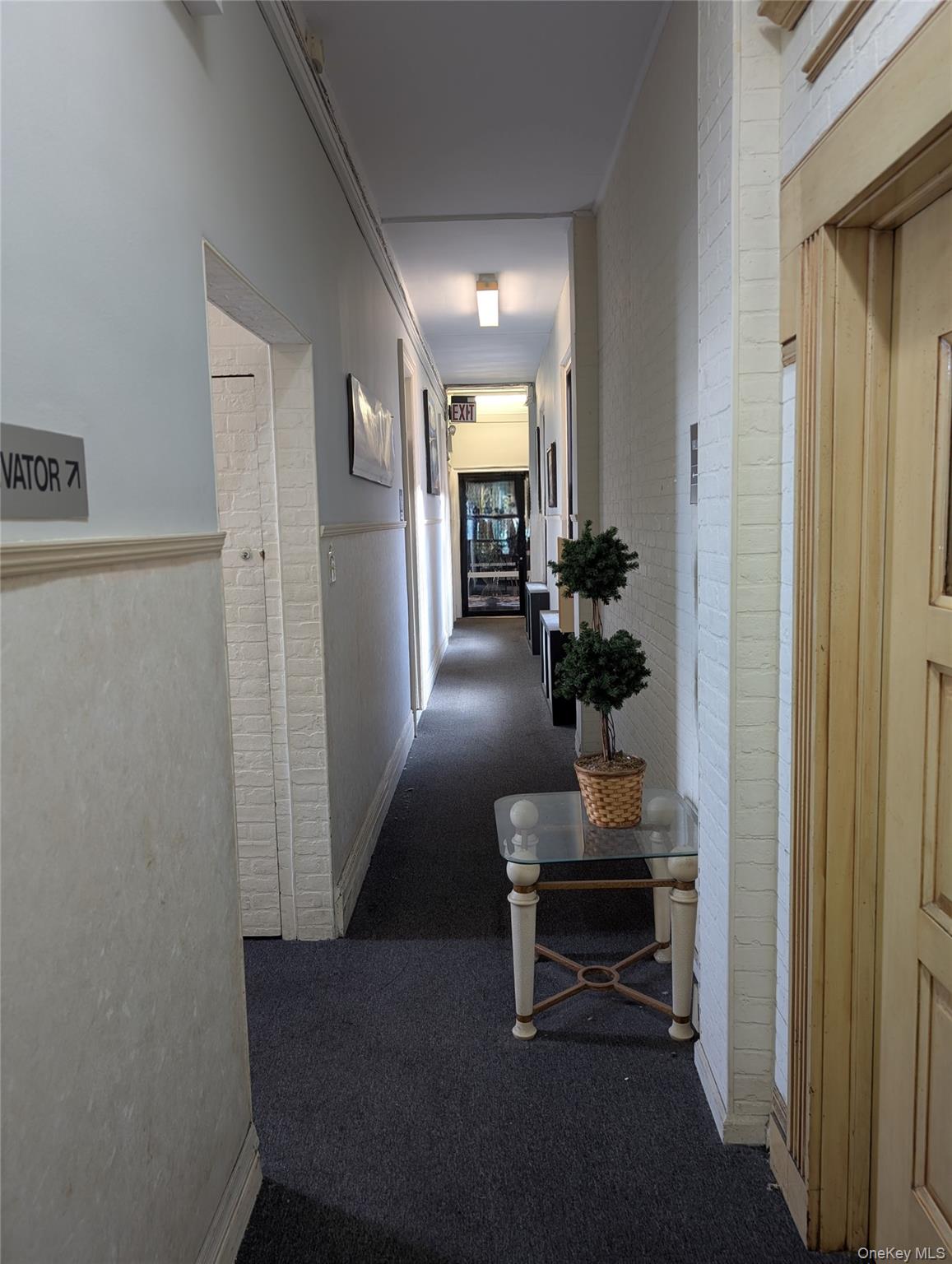 22-45 31st St 31 Street, Astoria, NY 11105