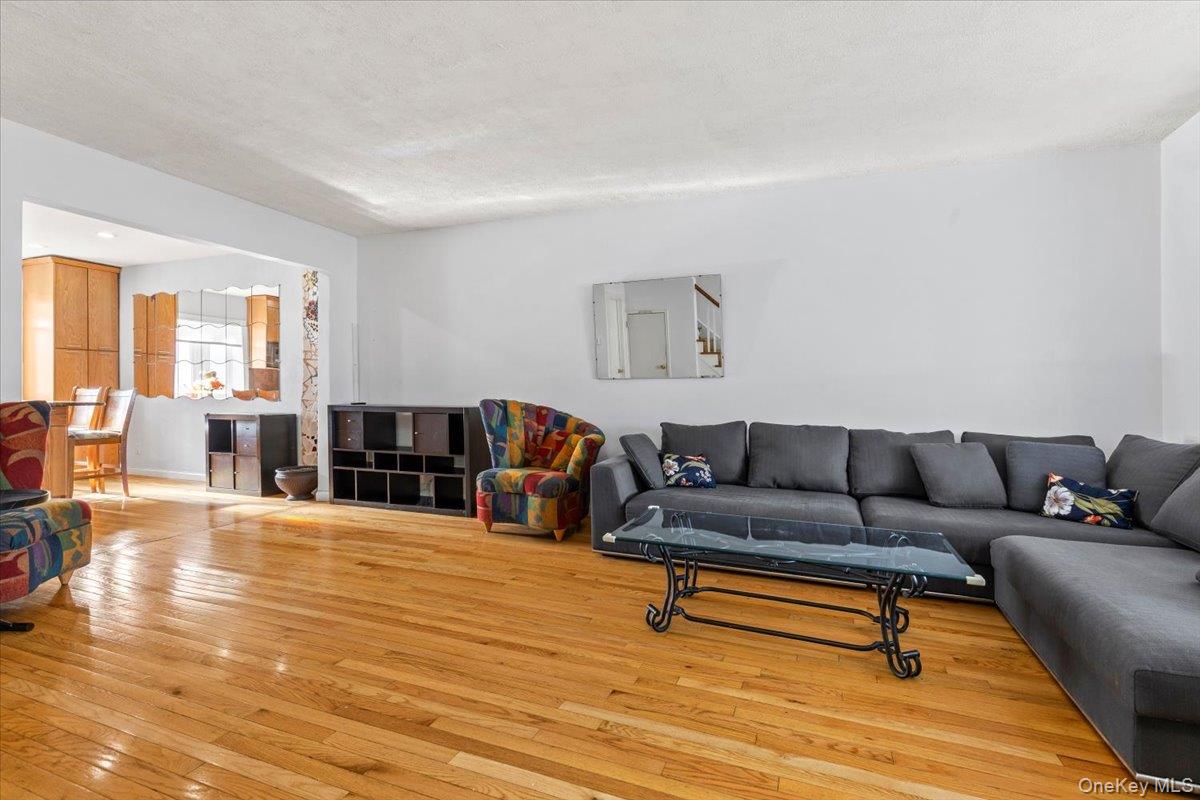 3339 Kingsland Avenue, Bronx, NY 10469